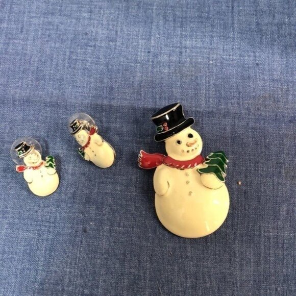Vintage Snowman Brooch & Earrings Set With Red Scarf & Top Hat Christmas Jewelry - Picture 2 of 9